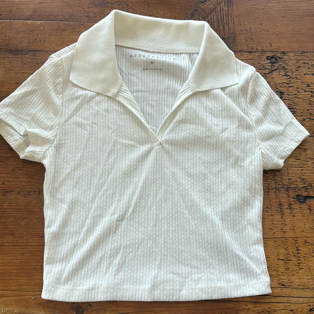 Aeropostale crop collared top